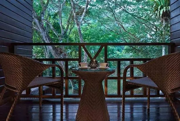 Deluxe Tek Büyük Yataklı Oda, 2 Çift Kişilik Yatak, Balkon