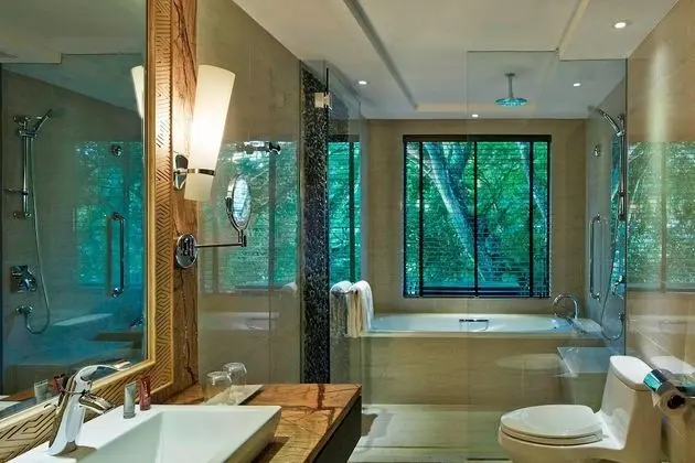 Deluxe Tek Büyük Yataklı Oda, 2 Çift Kişilik Yatak, Balkon