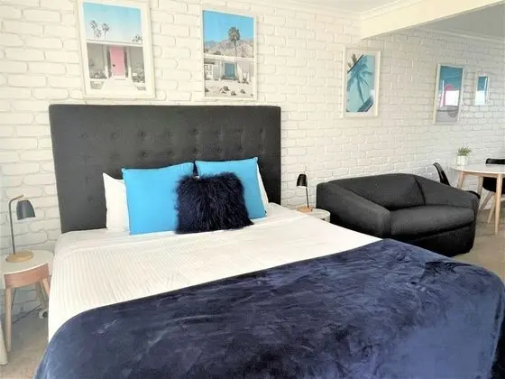 Deluxe Tek Büyük veya İki Ayrı Yataklı Oda, Birden Çok Yatak, Küçük Mutfak