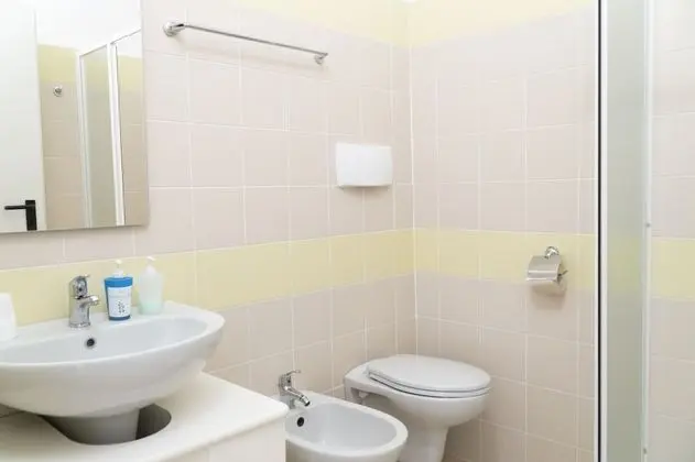 Comfort Tek Büyük veya İki Ayrı Yataklı Oda, Deniz Manzaralı
