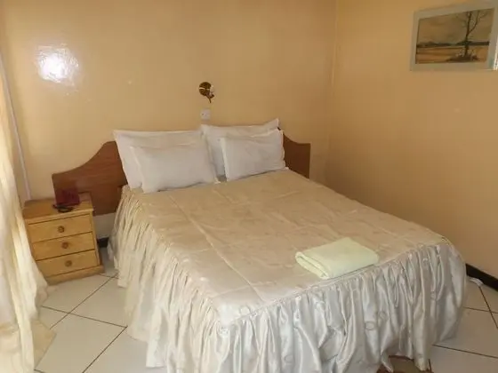 Standard Tek Büyük veya İki Ayrı Yataklı Oda