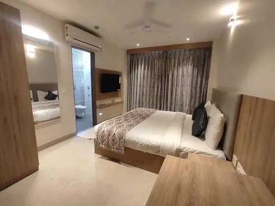 Luxury Oda