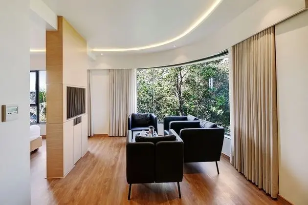 Luxury Tek Büyük Yataklı Oda
