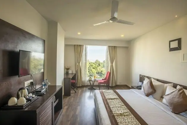 Deluxe Tek Büyük veya İki Ayrı Yataklı Oda, Birden Çok Yatak, Sigara İçilmez