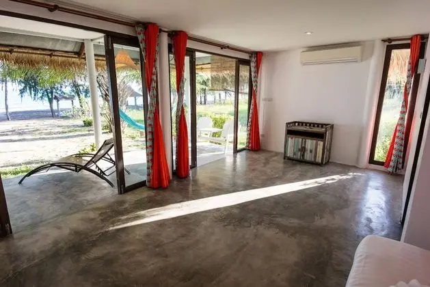 Deluxe Bungalov, 1 En Büyük (King) Boy Yatak, Veranda, Denize Sıfır