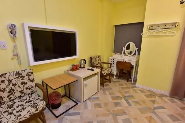 Üç Kişilik Oda