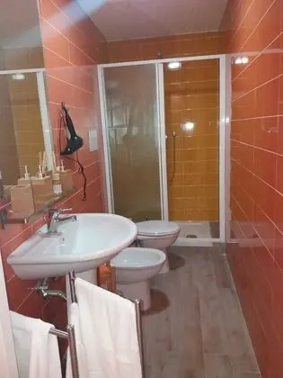 Dört Kişilik Oda, Şehir Manzaralı