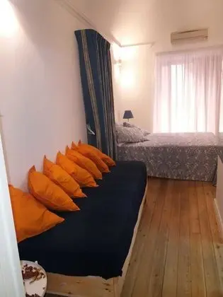 Üç Kişilik Oda