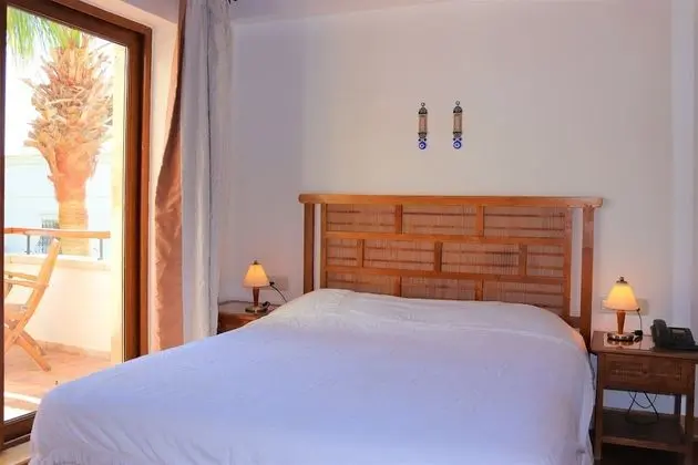 Signature Suite, Sea View