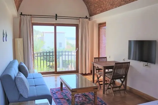 Signature Suite, Sea View