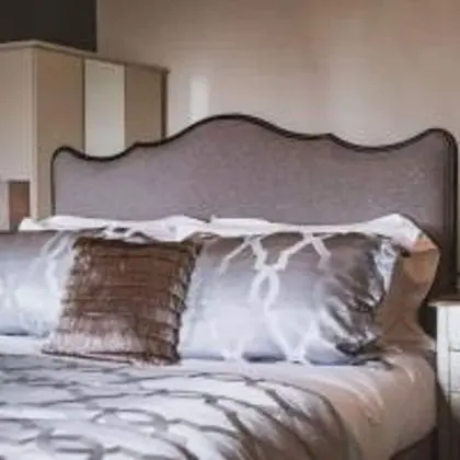 Ev, 4 Yatak Odası (Newtown House)