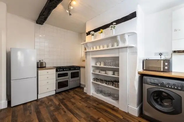 Ev, 5 Yatak Odası (Herbert House)