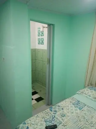 Üç Kişilik Oda