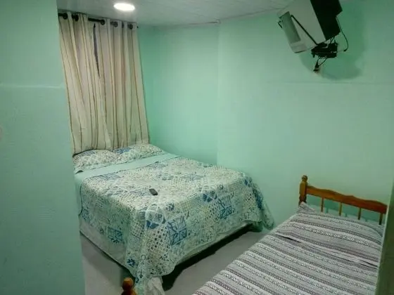 Üç Kişilik Oda