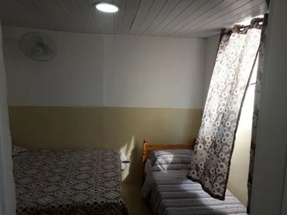 Üç Kişilik Oda