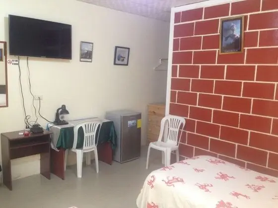 Üç Kişilik Oda, 1 Yatak Odası, Banyolu/Duşlu, Zemin Kat