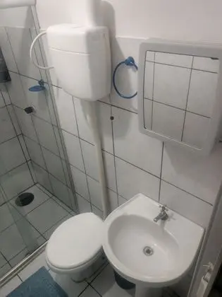 Ortak Ranzalı Oda, Sadece kadınlar için (1 Treliche + 1 Beliche)