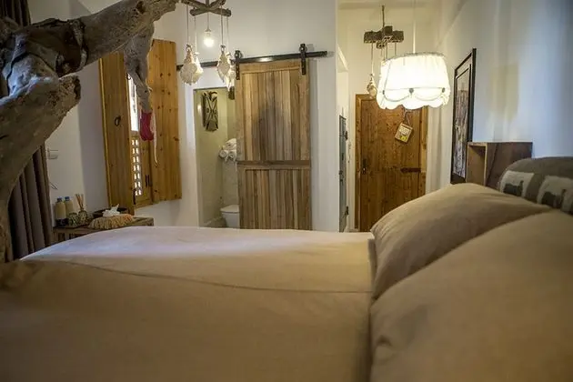 Luxury Tek Büyük Yataklı Oda, Sigara İçilmez, Bahçe Manzaralı