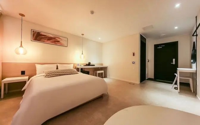 Oda (Deluxe Room-1BED (Bidet/Hotel Bedding)