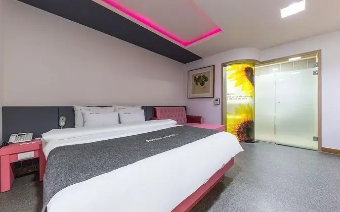 Oda (1 room 1 week-Deluxe room B (NEW bedd)