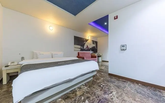 Oda (1 room 1 week-Deluxe room B (NEW bedd)