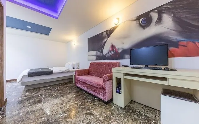 Oda (1 room 1 week-Deluxe room B (NEW bedd)