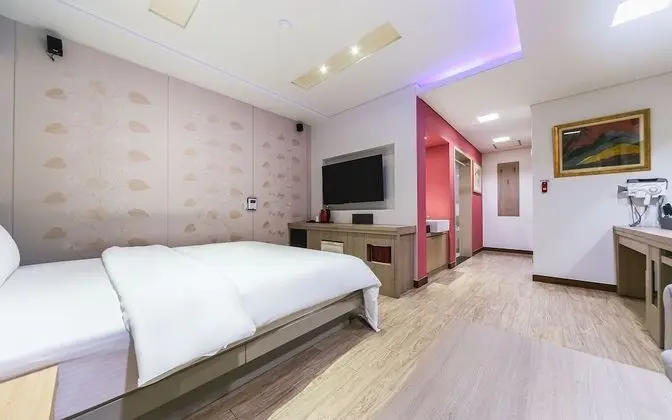 Oda (1 room 1 week-Deluxe room B (NEW bedd)