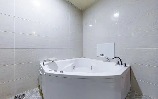 Oda (1 room 1 week-Deluxe room B (NEW bedd)