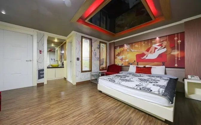 Oda (Special room (mirror room bicycle not)