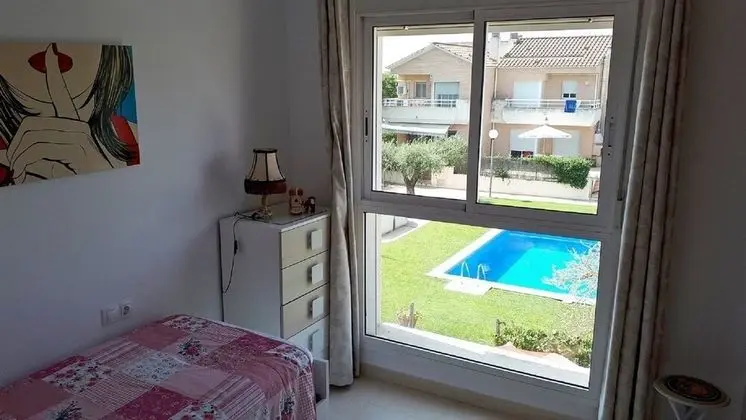 Villa, 4 Yatak Odası, Havuz Manzaralı