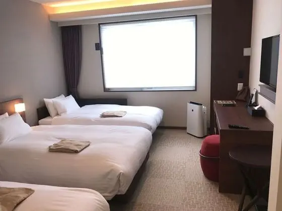 Üç Kişilik Oda