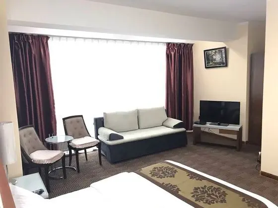 Oda, 1 Büyük (Queen) Boy Yatak