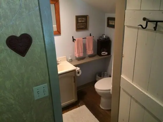 Standard Oda, 1 Büyük (Queen) Boy Yatak, Özel Banyo