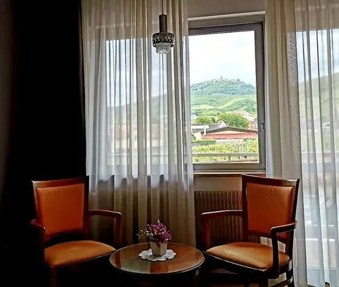 Deluxe Tek Büyük Yataklı Oda, Balkon, Resort Manzaralı
