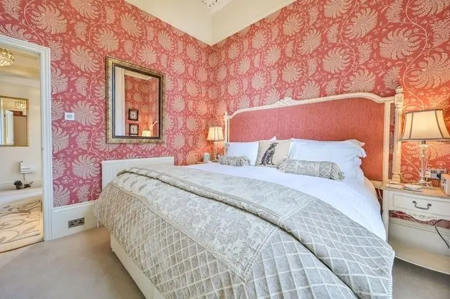 Deluxe Apart Daire, Banyolu/Duşlu