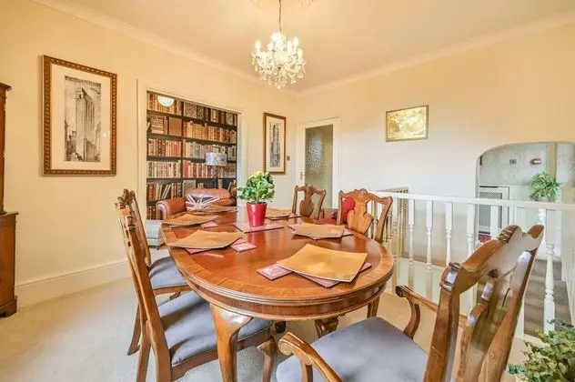 Luxury Ev, Banyolu/Duşlu, Bahçe Manzaralı ((Three Bedroom))