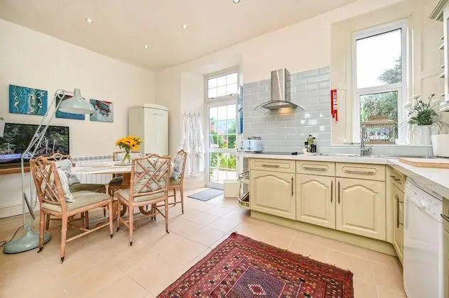 Luxury Ev, Banyolu/Duşlu, Bahçe Manzaralı ((Three Bedroom))