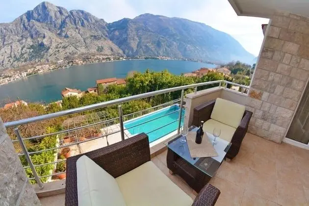 Comfort Apart Daire, Balkon, Koy Manzaralı