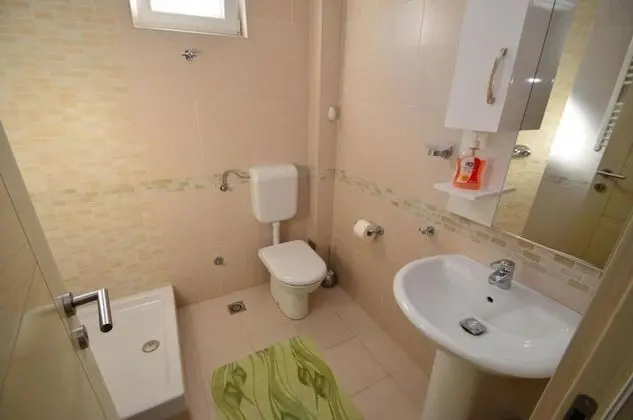 Standard Apart Daire, Havuz Kullanımı, Koy Manzaralı