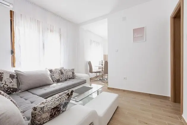 Comfort Apart Daire, Deniz Manzaralı