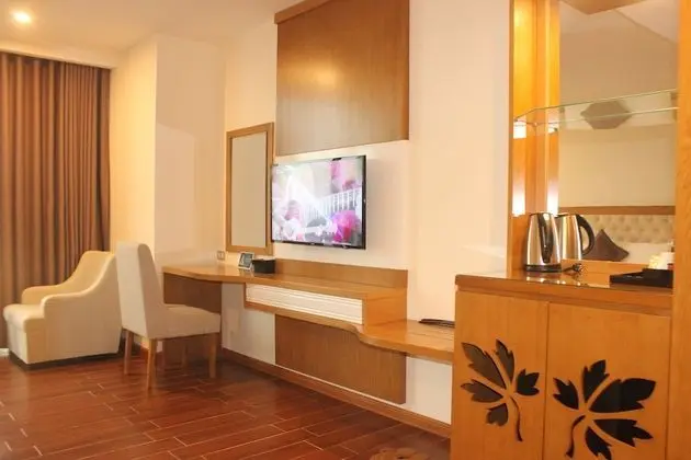 Deluxe Tek Büyük Yataklı Oda
