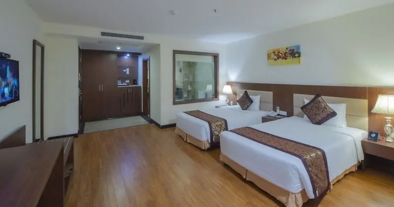 Deluxe Üç Kişilik Oda, Şehir Manzaralı