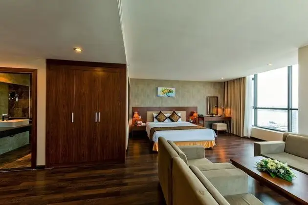 Premium Tek Büyük Yataklı Oda, Şehir Manzaralı