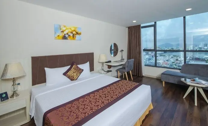 Premium Tek Büyük Yataklı Oda, Şehir Manzaralı