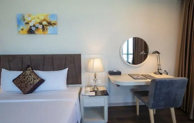 Premium Tek Büyük Yataklı Oda, Şehir Manzaralı