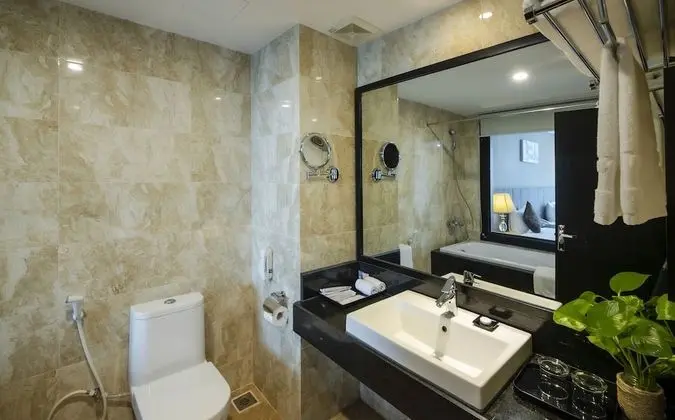 Premium Tek Büyük Yataklı Oda, Şehir Manzaralı