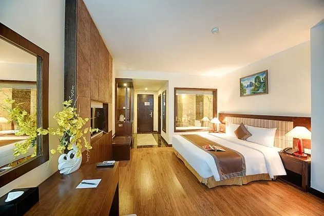 Deluxe Tek Büyük Yataklı Oda