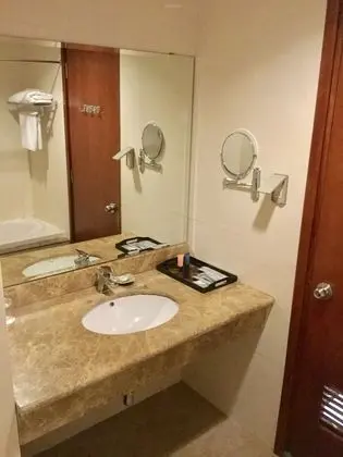 Deluxe Tek Büyük Yataklı Oda, Deniz Manzaralı