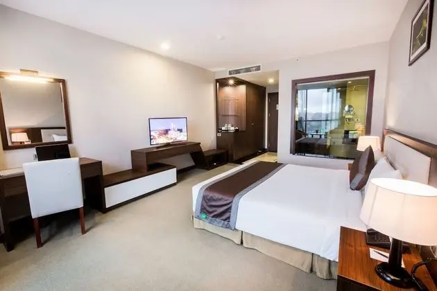 Deluxe Tek Büyük Yataklı Oda