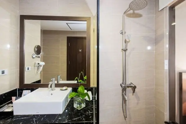 Deluxe Üç Kişilik Oda